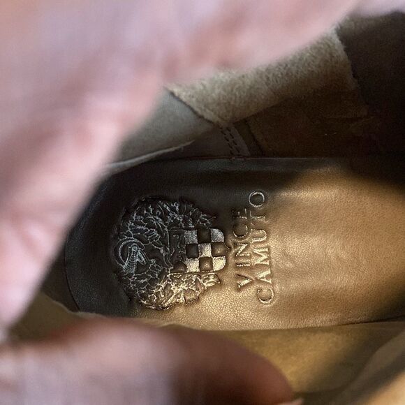 Vince Camuto Suede Tan Booties 10 - Picture 8 of 9
